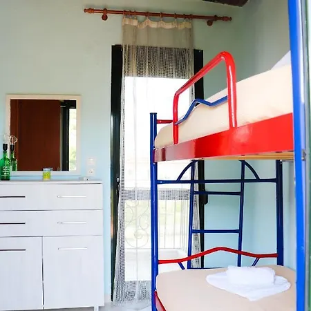 Louvis House *